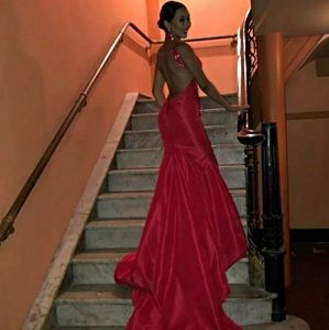 Sherri Hill Red Taffeta Backless gown